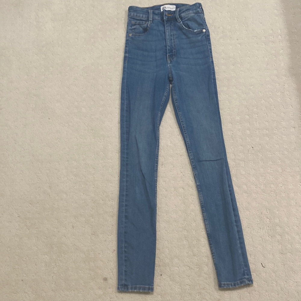 Women Zara straight jeans